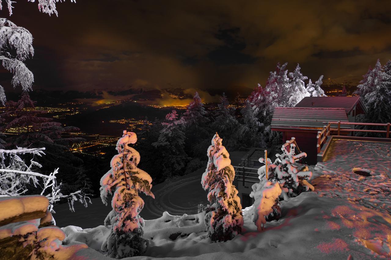 Les Mazots De La Source & Spa ヴェルコラン エクステリア 写真