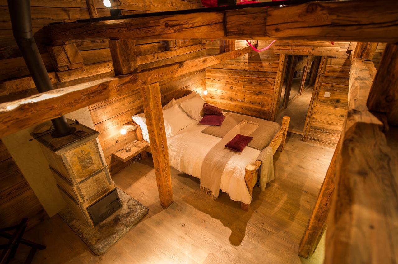 Les Mazots De La Source & Spa ヴェルコラン エクステリア 写真