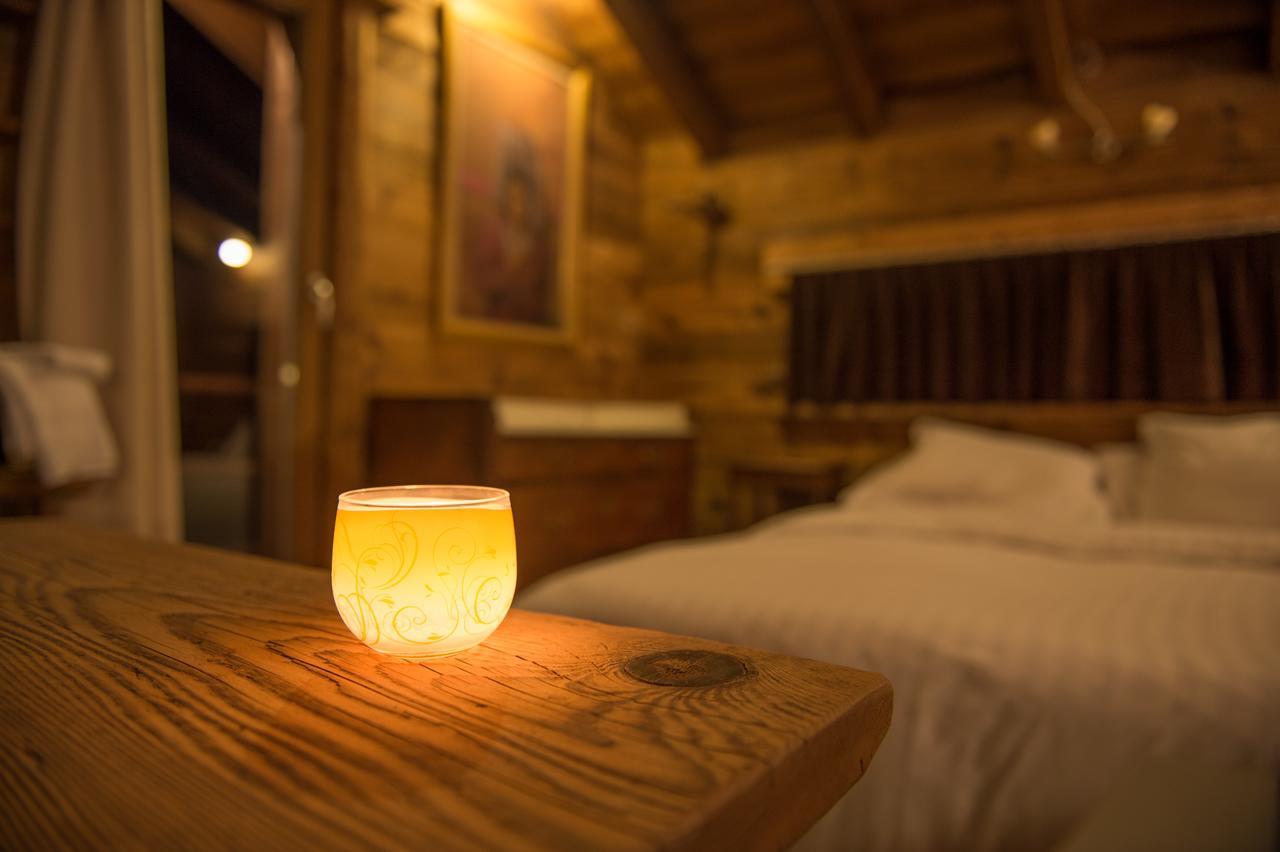 Les Mazots De La Source & Spa ヴェルコラン エクステリア 写真