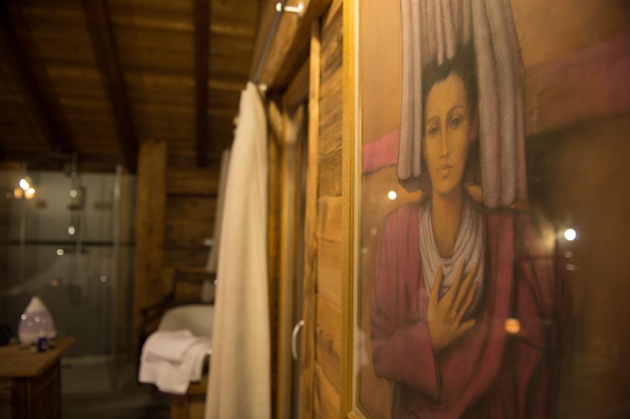 Les Mazots De La Source & Spa ヴェルコラン エクステリア 写真