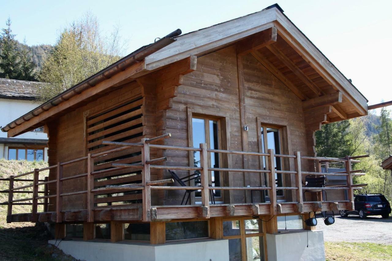 Les Mazots De La Source & Spa ヴェルコラン エクステリア 写真
